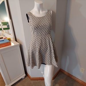 Womens S‎ Hearts dress sleeveless black white